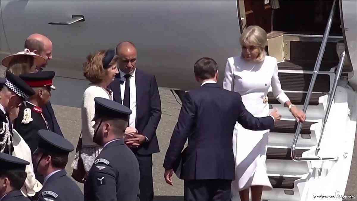 Britse media smullen van ongemak tussen Emmanuel en Brigitte Macron bij staatsbezoek aan Verenigd Koninkrijk