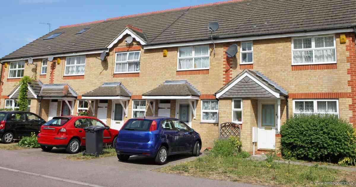 'My entitled new neighbour demands to park on my driveway for illogical reason'