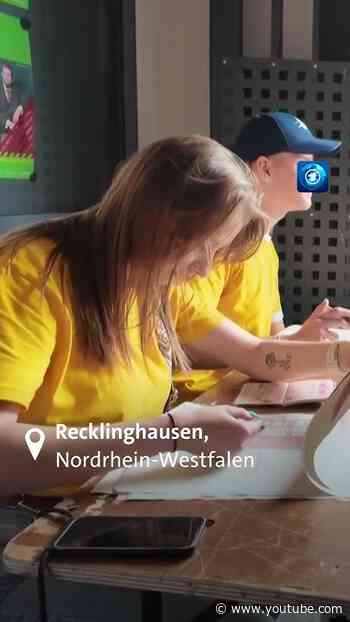 Weltrekord: In Recklinghausen spielte das größte Streichorchester die 9. Sinfonie von Beethoven.
