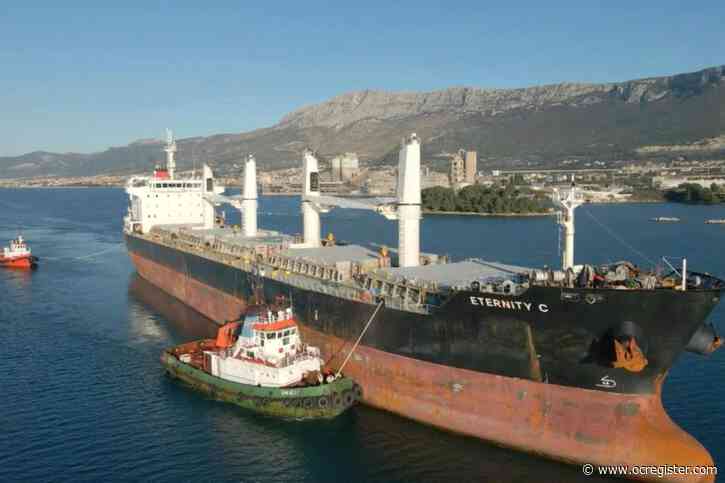Yemen’s Houthi rebels attack a ship in the Red Sea, killing 3, after claiming they sank another