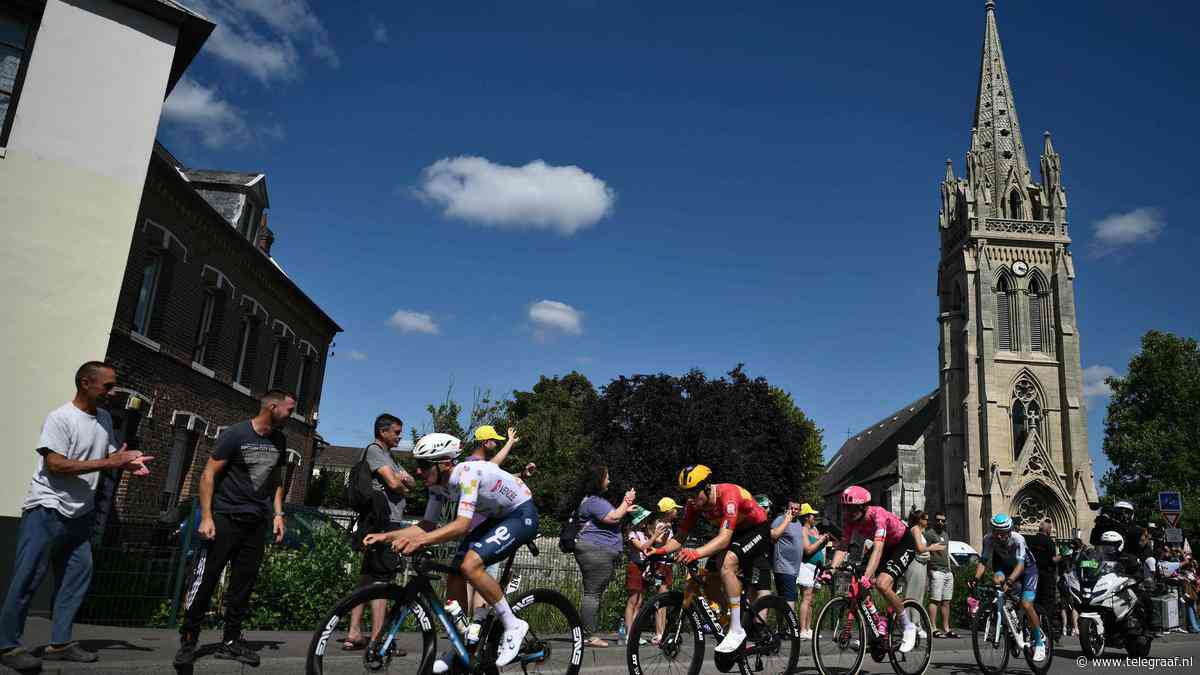 Politie houdt man met mes aan nabij de finish van vierde Tour-etappe