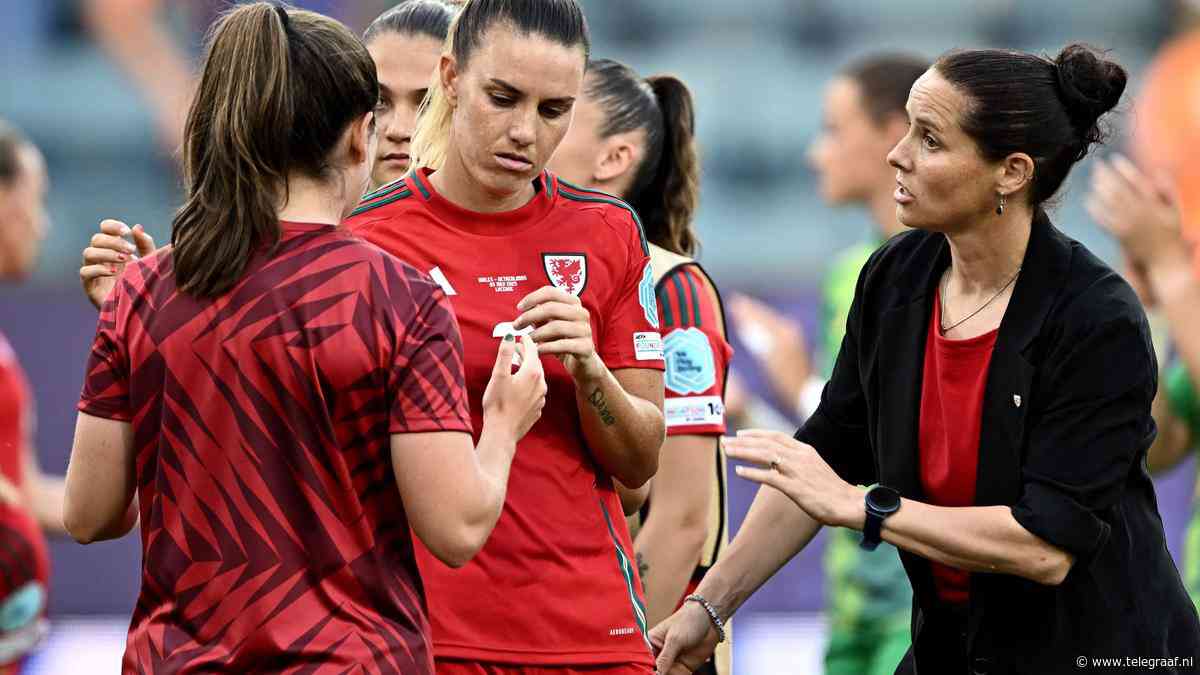 Spelersbus van Wales tijdens EK betrokken bij ongeluk dag voor duel met Frankrijk: ’Voetbal is bijzaak’