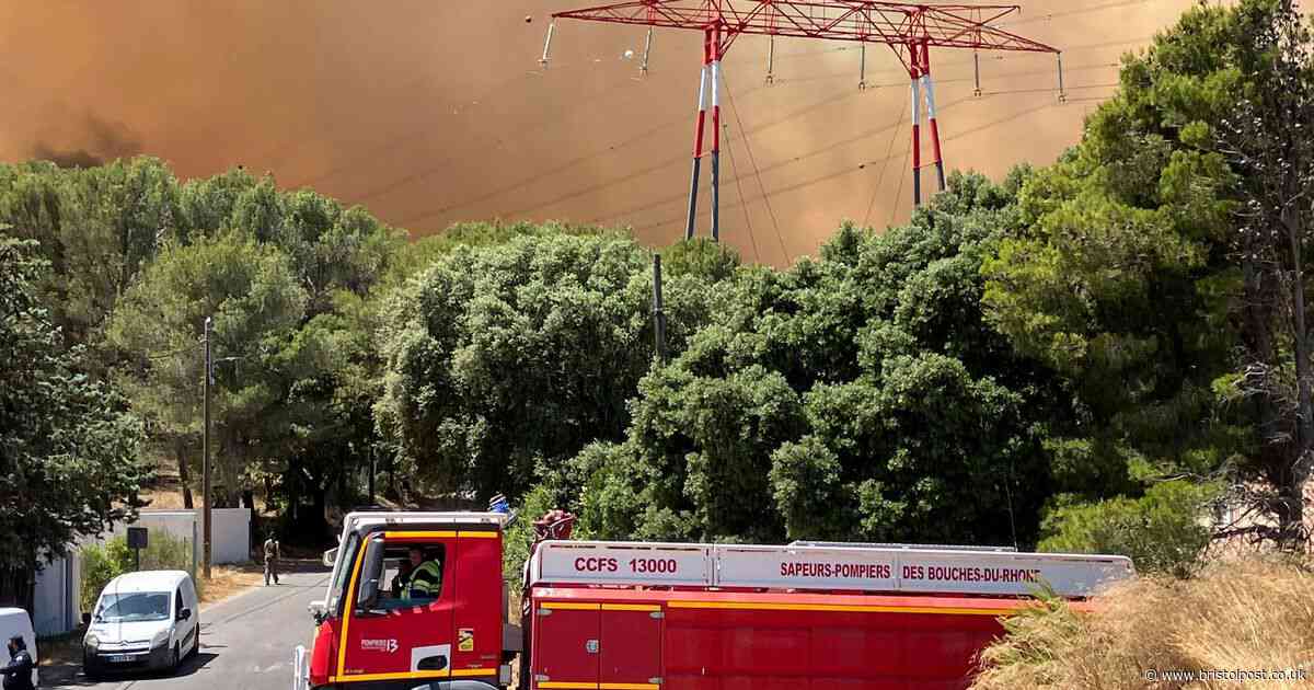 Flights stopped as wildfires take hold in France