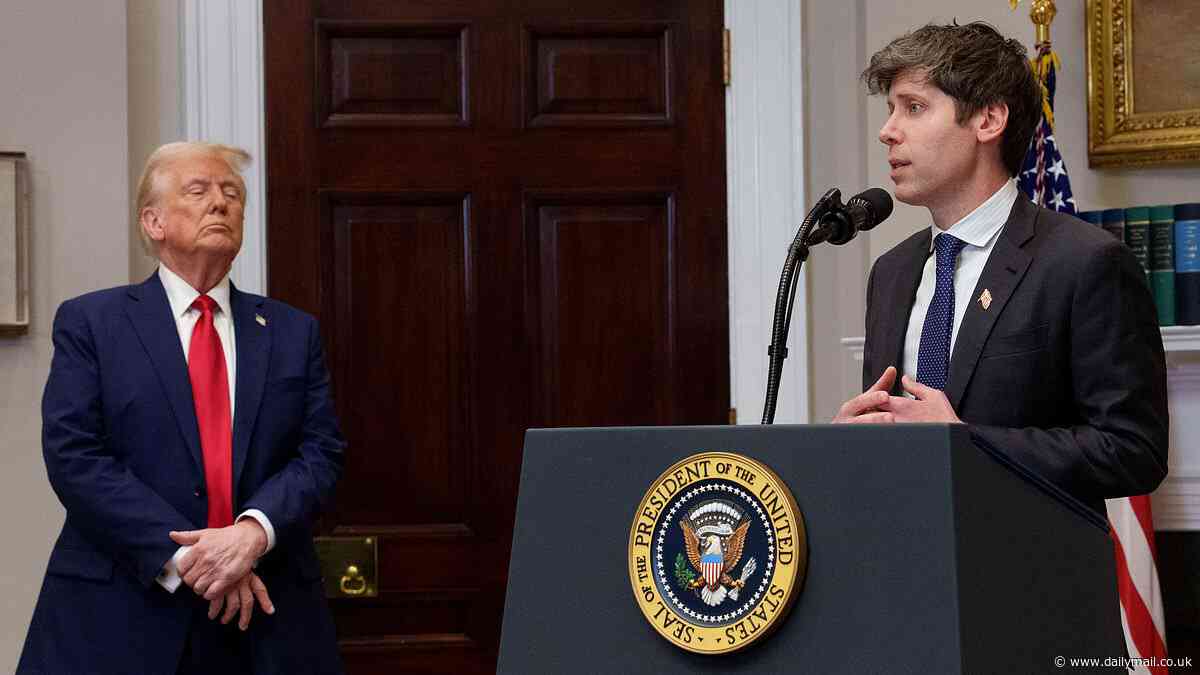 Billionaire gay who's one of world's most powerful men makes announcement that will further devastate Dems