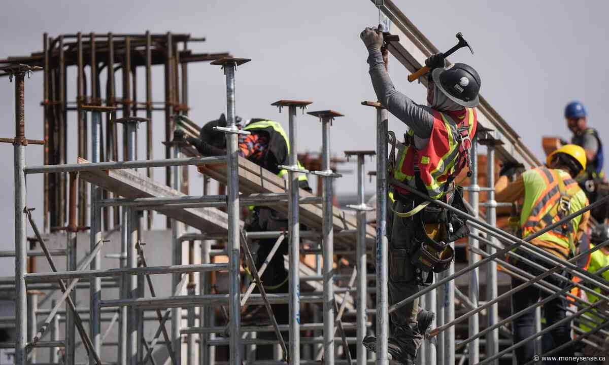 Canadians will see wages pick up as immigration slows, Conference Board argues