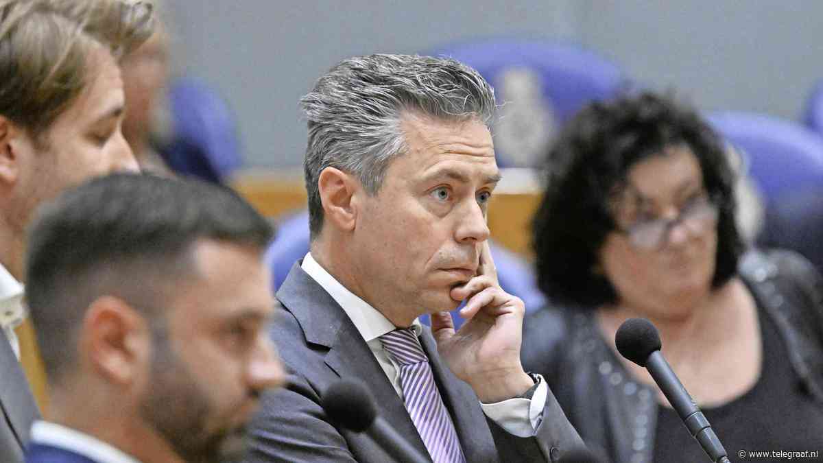 SGP dreigt rem op strengere asielwet te zetten: eerst duidelijkheid over strafbaarstelling hulp aan illegalen