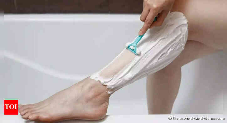 What causes strawberry legs and 4-step shaving routine for silky, bump-free legs by Harvard-trained dermatologist
