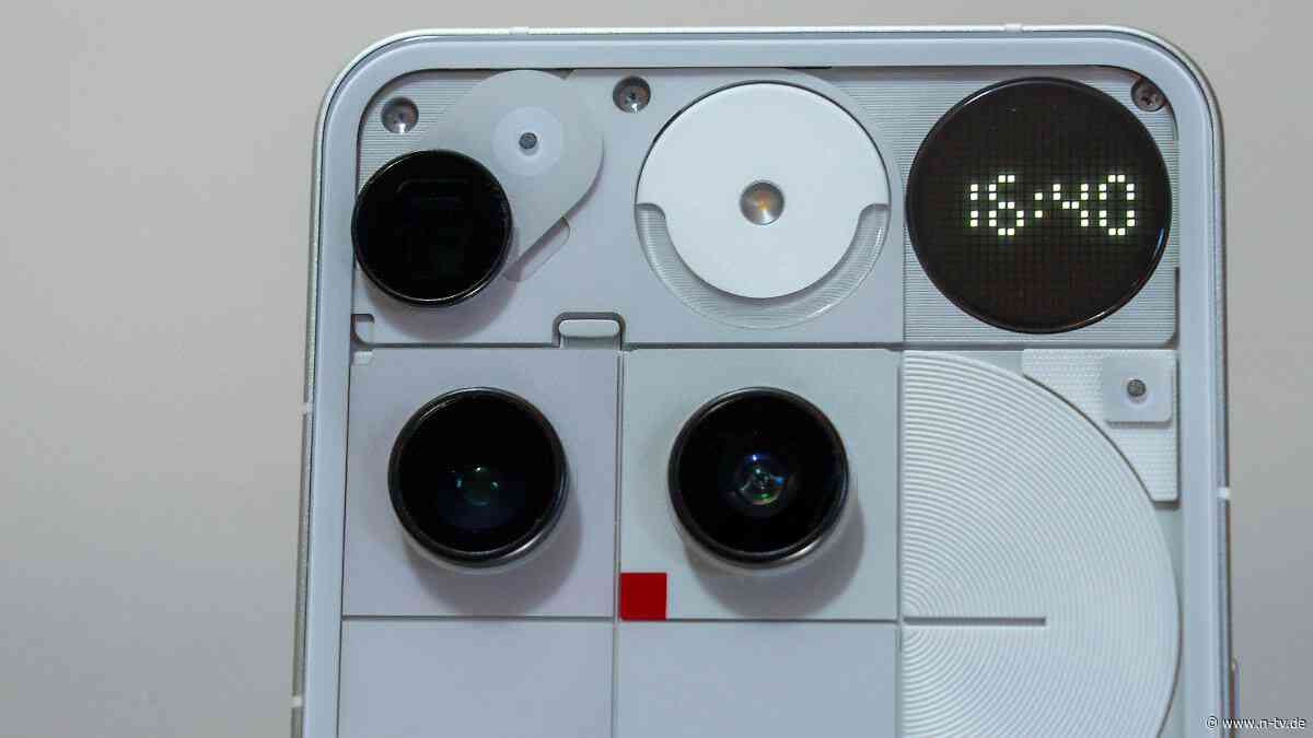 Ein etwas anderes Top-Smartphone: Das Nothing Phone (3) setzt ohne zu blinken Zeichen