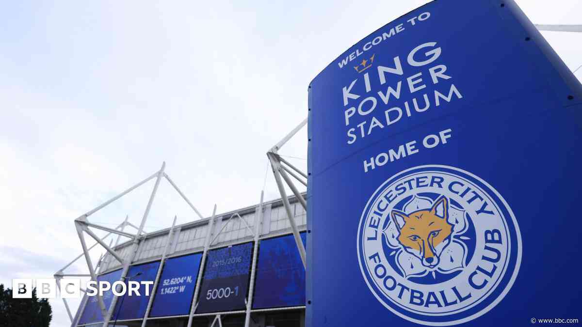 Leicester &#39;scraping barrel&#39; in search for new boss