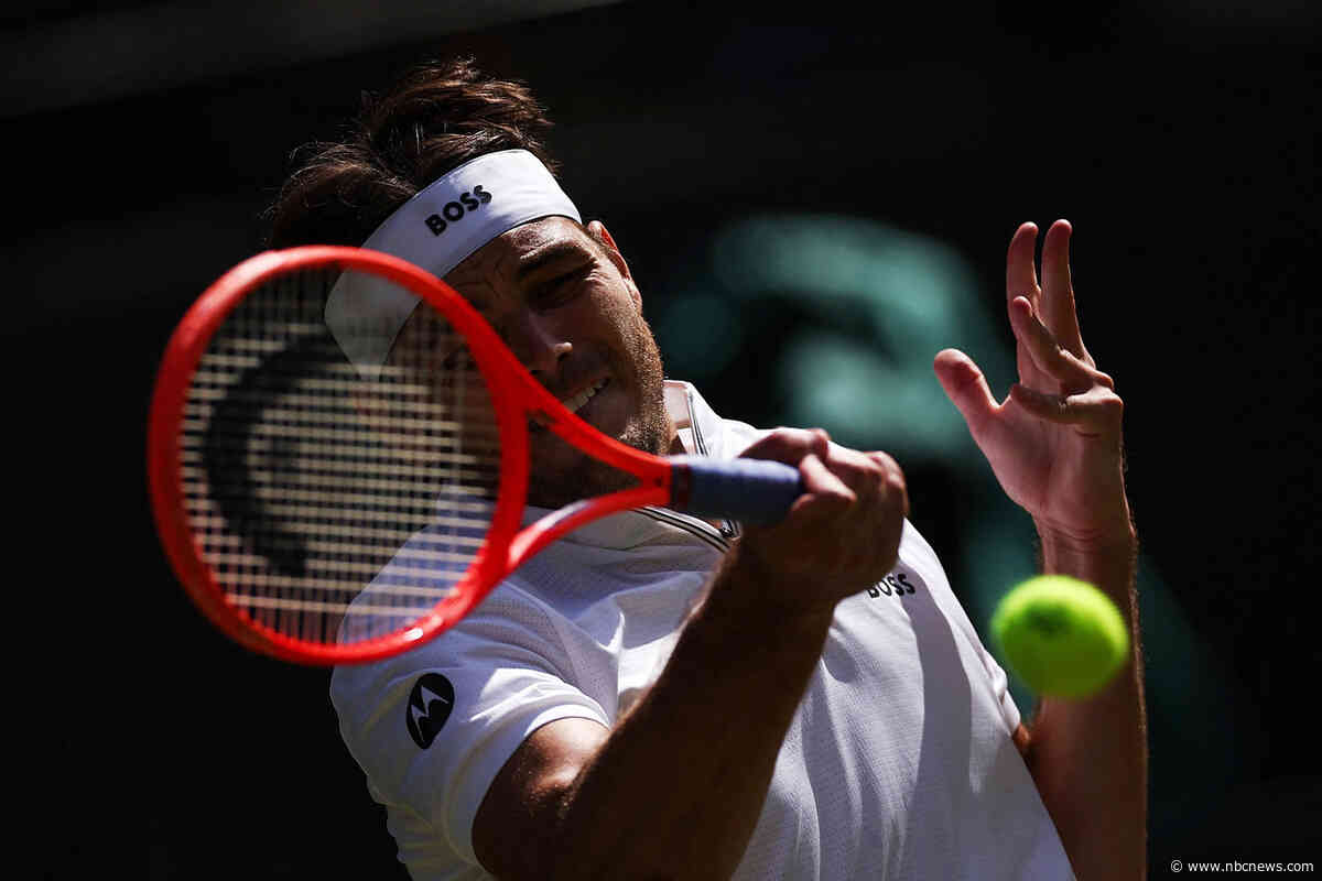 Wimbledon's new electric line-calling system malfunctions during quarterfinals
