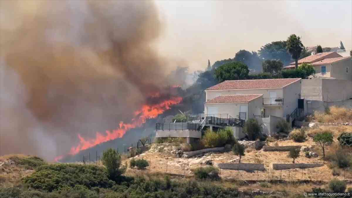 L’incendio a Marsiglia fa paura: le fiamme a pochi metri dalle case – Video