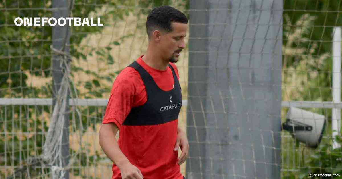 La Liga Transfer Round-Up: Rayo Vallecano make major signing, Valencia starlet to depart