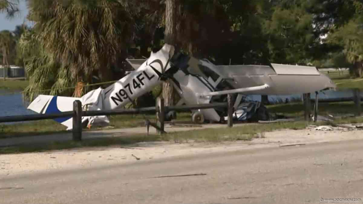 7 people hospitalized as small plane clips car while crashing in Palm Beach
