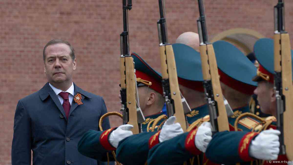 "Russland ist nicht Israel": Medwedew reagiert mit Säbelrasseln auf Trumps Frist-Kürzung