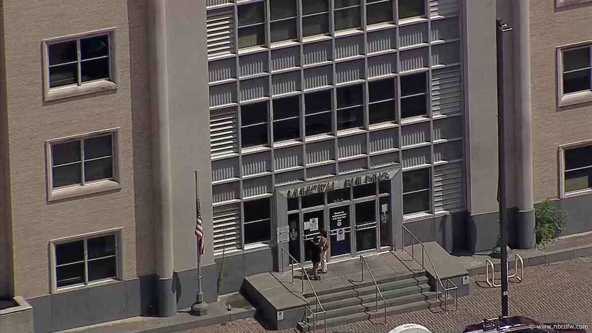 Dallas Municipal Court resets some hearings while building repaired