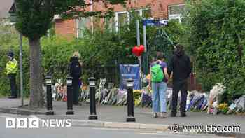 Parents of young bus crash victim thank community
