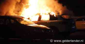 Twee auto's in brand in Veenendaal: vermoedelijk opzet